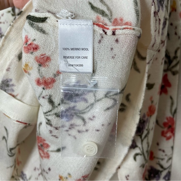 Garnet Hill | Cottagecore Merino Wool Dainty Floral Cardigan NWOT - Picture 7 of 11